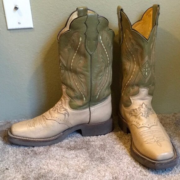 Justin cowboy boots - Picture 3 of 5